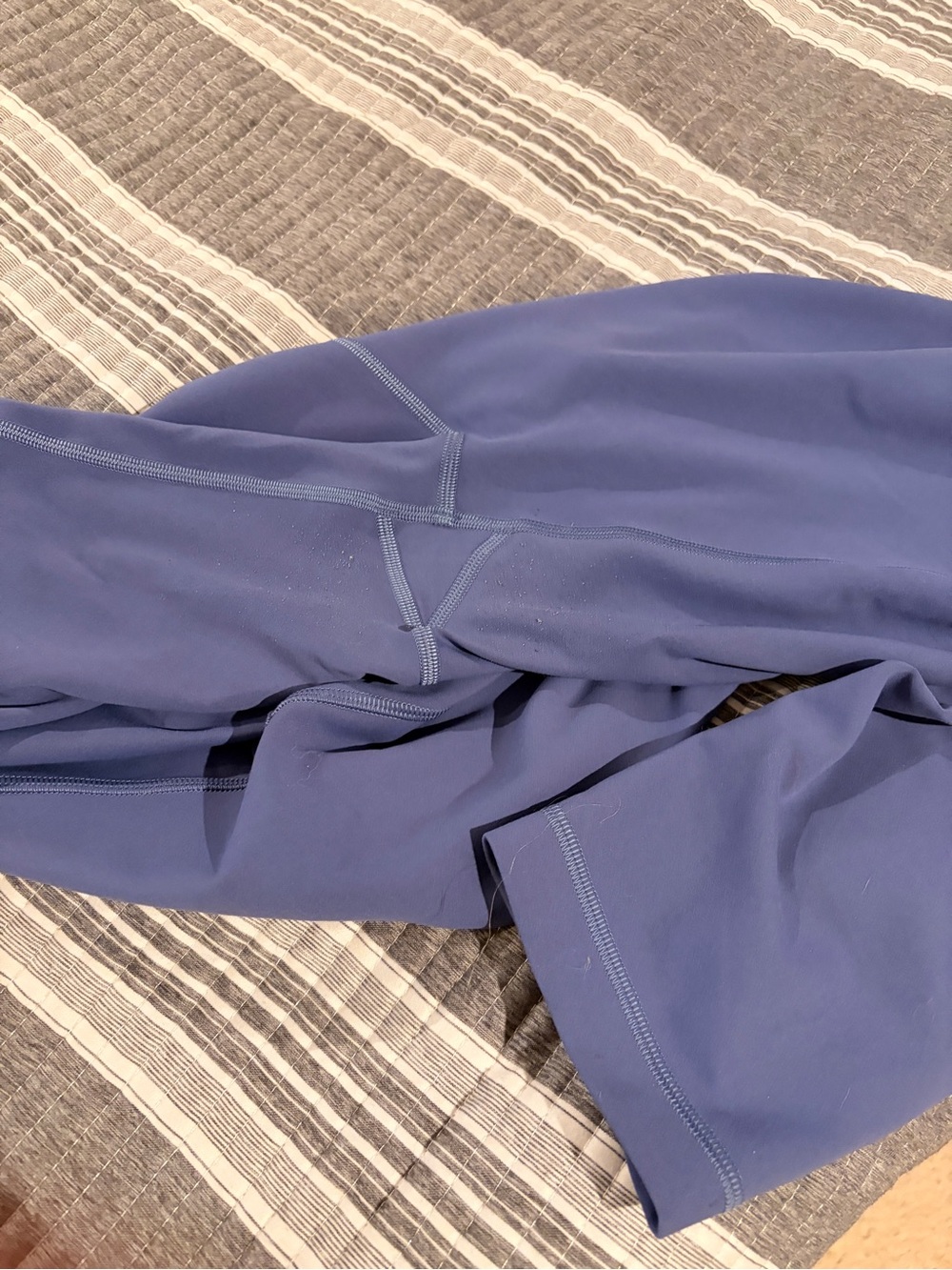 Lululemon Women’s Size 12 Blue Active 25” Leggings - Picture 6 of 8